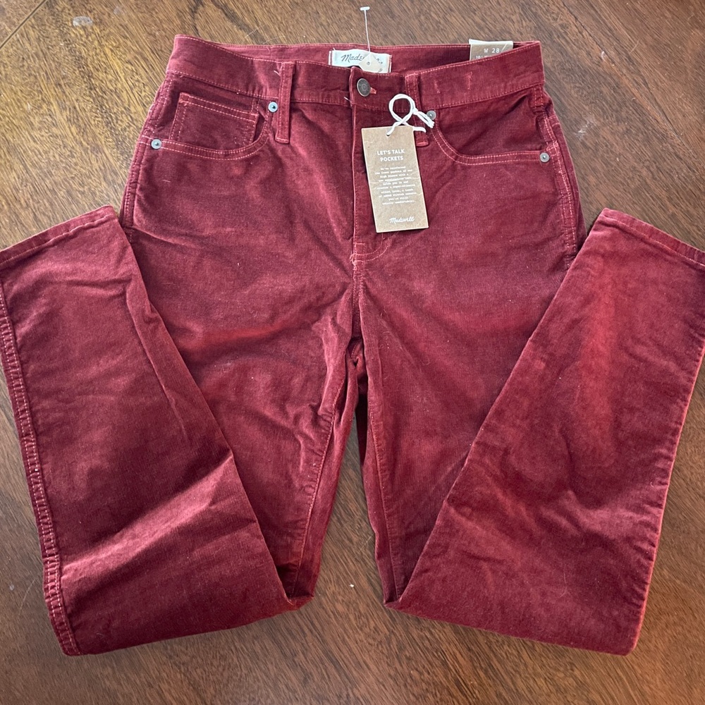 Madewell Cranberry Colored Corduroy Jeans, Petite 28 Skinny, NWT- Never worn.
